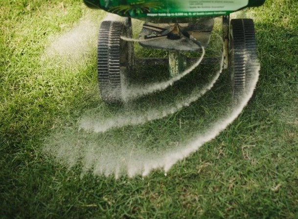 We provide professional fertilizing services to promote the healthy growth of your lawns and gardens.